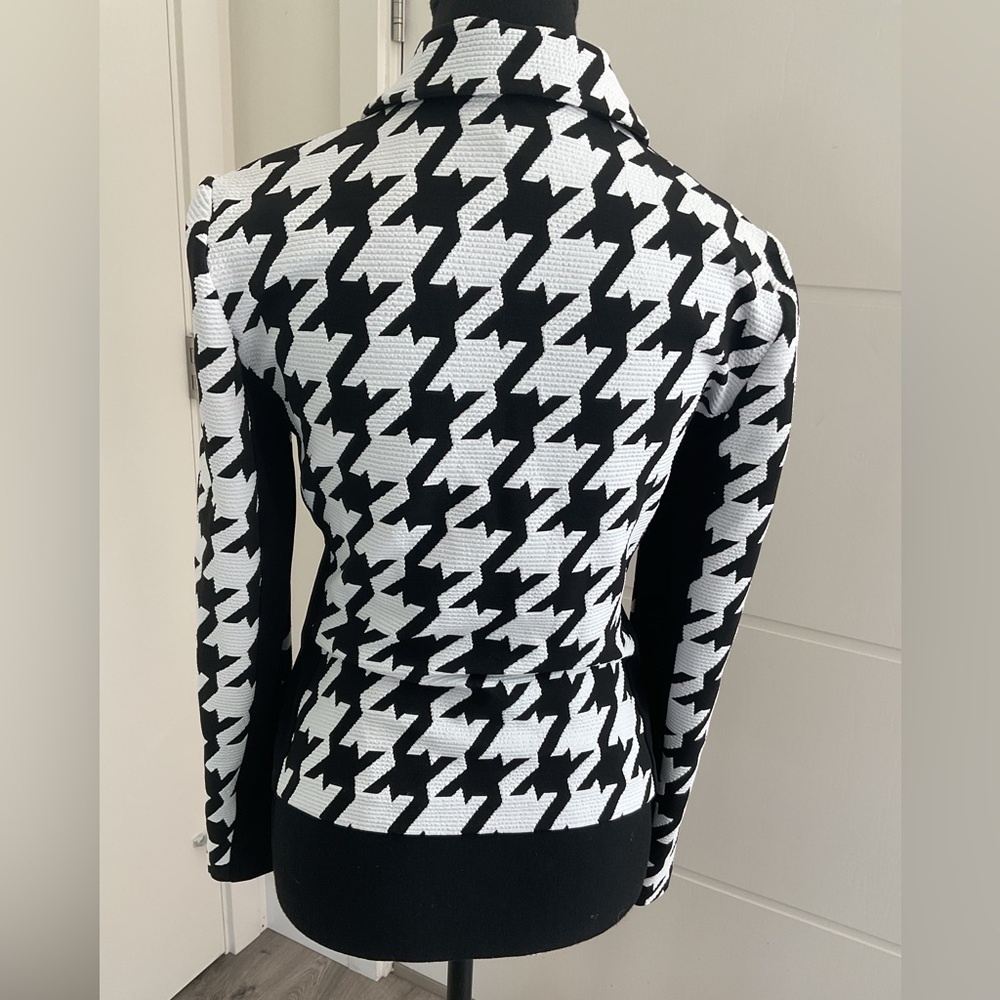 Joseph Ribkoff Veston Textured Black and White Houndstooth Jacket, - Picture 3 of 11